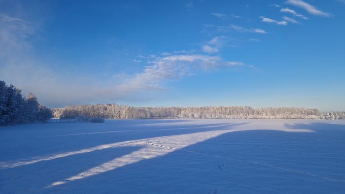 Aurinkoinen talvipäivä Vantaalla.