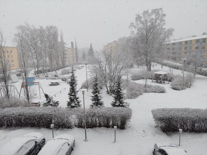 Lumisateita Vaasassa tammikuussa 2023.