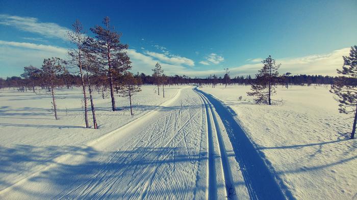 Tällaisilla laduilla kelpaa lykkiä.