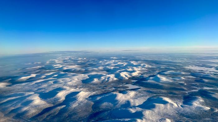 Helmikuinen pakkaspäivä Lapissa.