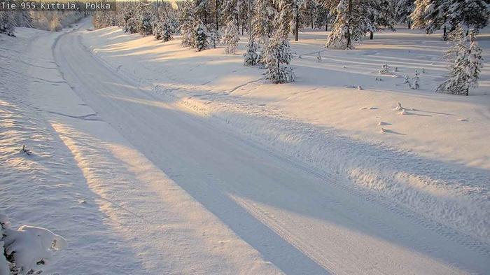 Talvimaisema Kittilä Pokka Tältä näyttää talvimaisema kireässä pakkasessa Lapissa.