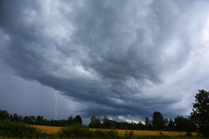 Elokuun alussa 2025 esiintyi paikoin voimakkaita ukkoskuuroja.