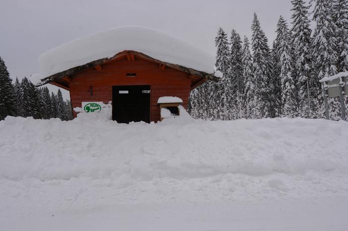 Itäisessä Suomessa lumensyvyys on paikoin rikkonut jo metrin rajan kuluneen helmikuun aikana.