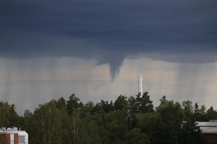 Pääkaupunkiseudulla nähtiin suppilopilvi elokuussa 2025.