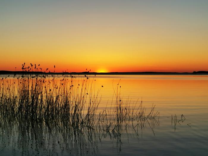 Hieno keväinen auringonlasku.