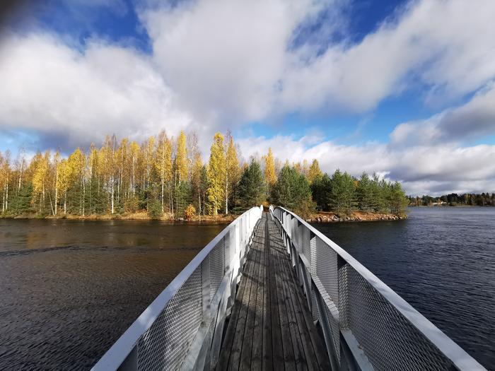Sumupilvet ovat ainakin vielä hajonneet päivisin, kohta näin ei välttämättä enää tapahdu.
