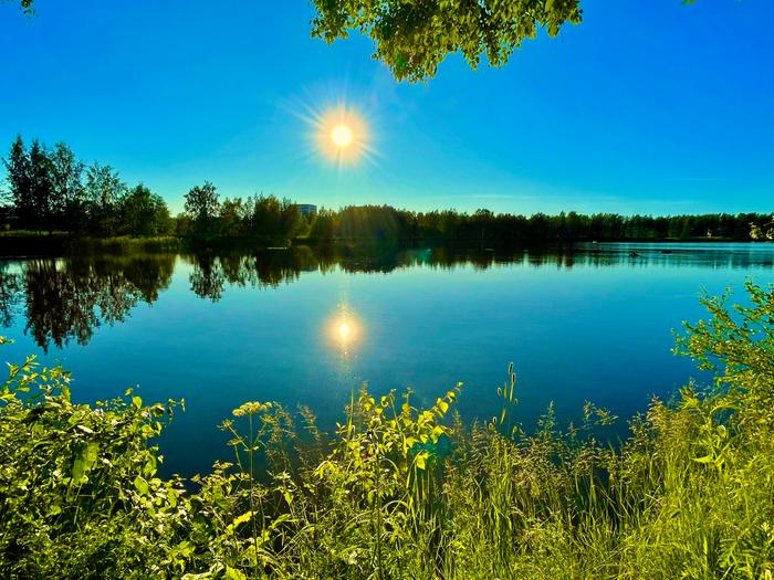 Kuumana alkaneen heinäkuun maisemaa.