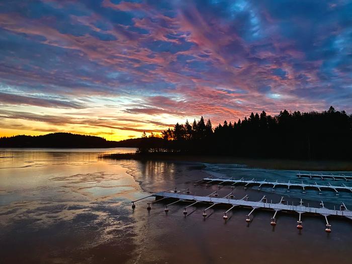 Sää on pakastunut lauhan vuodenvaihteen jälkeen. Loppuviikosta pakkanen on ajoittain kireää etelässäkin.
