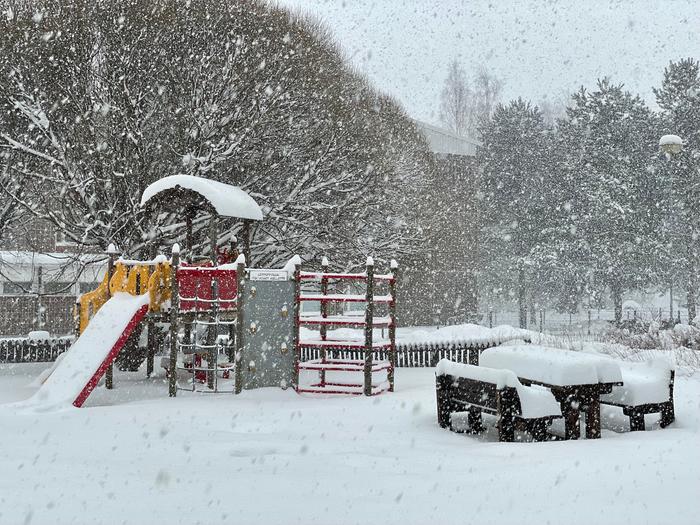 Lunta pyrytti Turussa maaliskuun lopussa 2023.