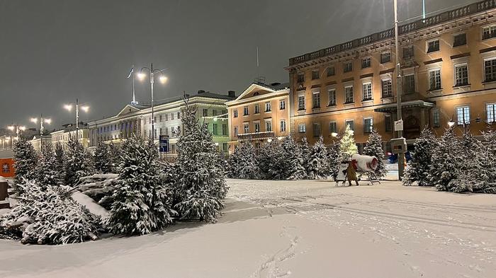Helsingissä satoi lunta joulun alla 2023.
