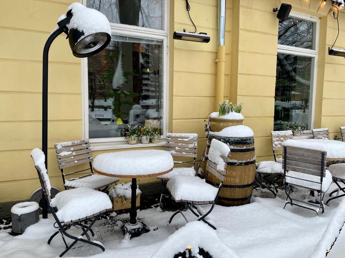 Turussa satoi runsaasti lunta maaliskuun lopussa 2023.