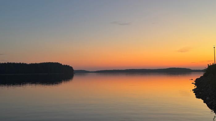 Lämpimän kesäillan värit.