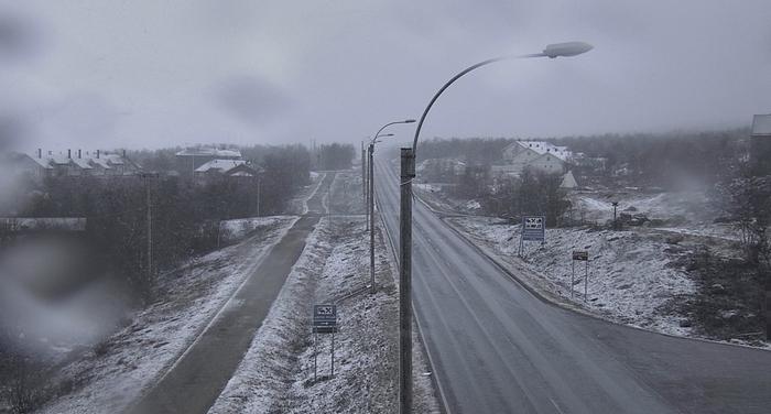 Kilpisjärvellä oli vähän lunta maassa yöllä 20. toukokuuta 2024.