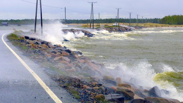 Tuulta ja aaltoja Lohtajalla.