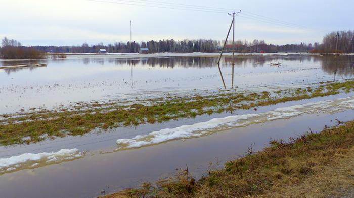 Tulvavesiä Vähässäkyrössä huhtikuussa 2018.