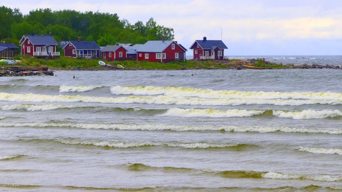 Kovaa tuulta ja aallokkoa.