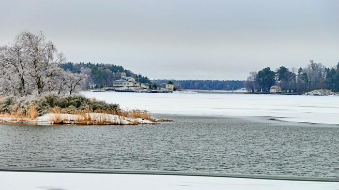 Jäät olivat heikkoja Uudenkaupungin edustalla helmikuussa 2025.