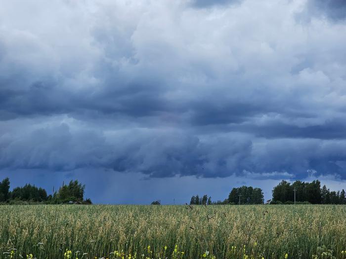 Sadepilviä Rankkasateita tuli perjantaina ja lauantaina 28. ja 29.7.2023.