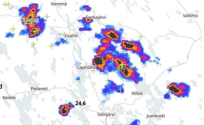 Sadekuurotilanteessa sataa hyvin intensiivisesti pienellä alueella, mutta kuurojen välillä on täysin poutaista.