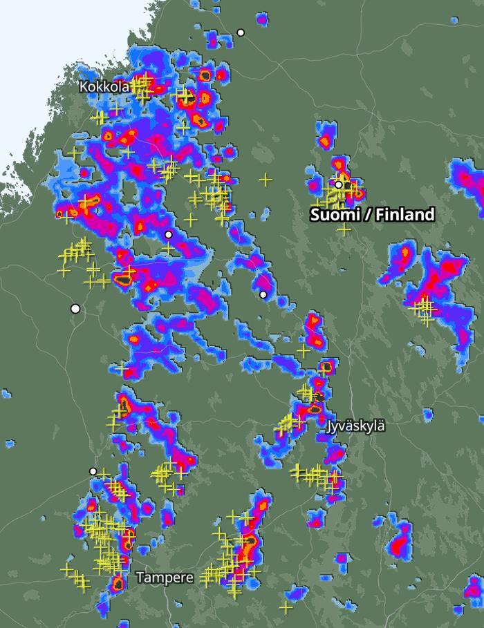 Maasalamaniskut läntisessä Suomessa torstaina 3.9. klo 17–18 Maasalamaniskut läntisessä Suomessa torstaina 3.9. klo 17–18.