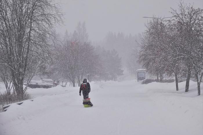 Lumisadetta Jyväskylässä.