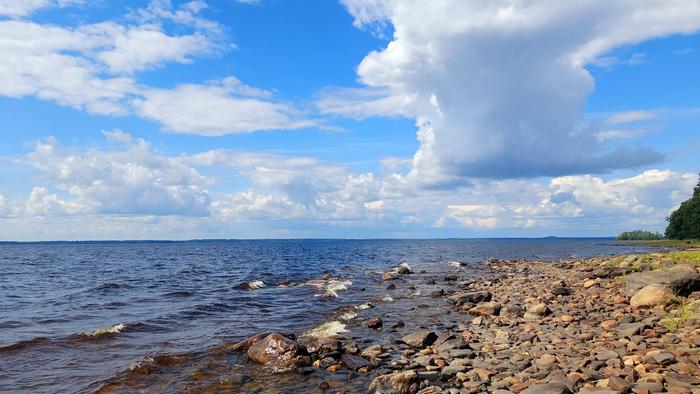 Aurinkoinen keskikesän päivä.