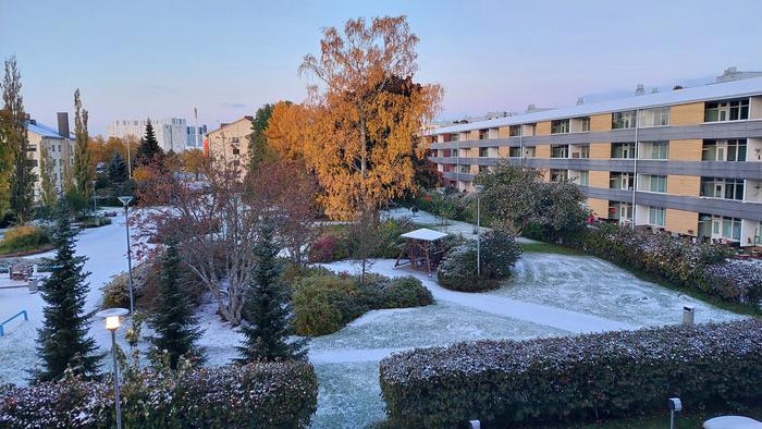Hento lumipeite Vaasassa lokakuussa 2023.