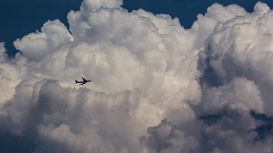 Singapore Airlinesin raju turbulenssitilanne yllätti – turbulenssia voi olla sekä pilvien yhteydessä että kirkkaalla taivaalla