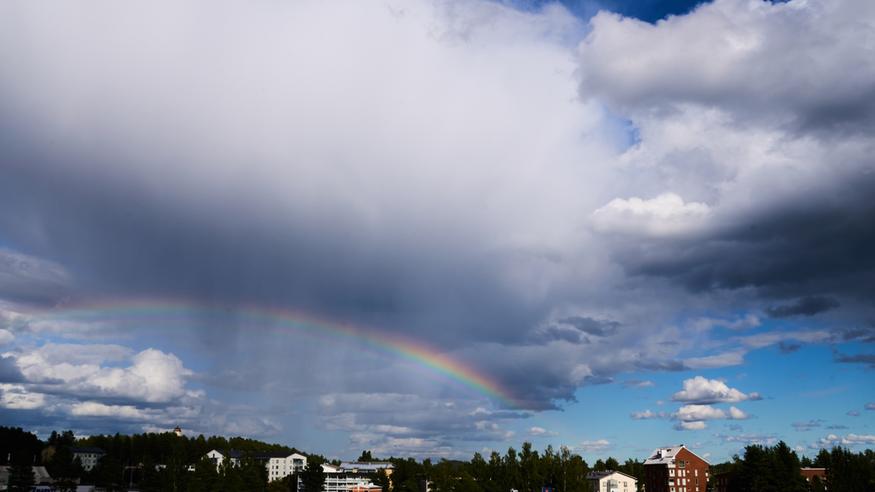 Viikonlopun sää: Ärhäkkä minimatalapaine vaikuttaa pienellä alueella