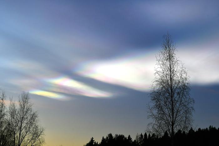 Helmiäispilviä Jyväskylässä Helmiäispilviä Jyväskylässä.