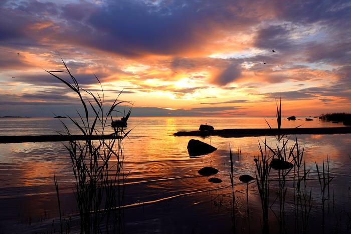 Auringonlasku Pohjanlahdella.