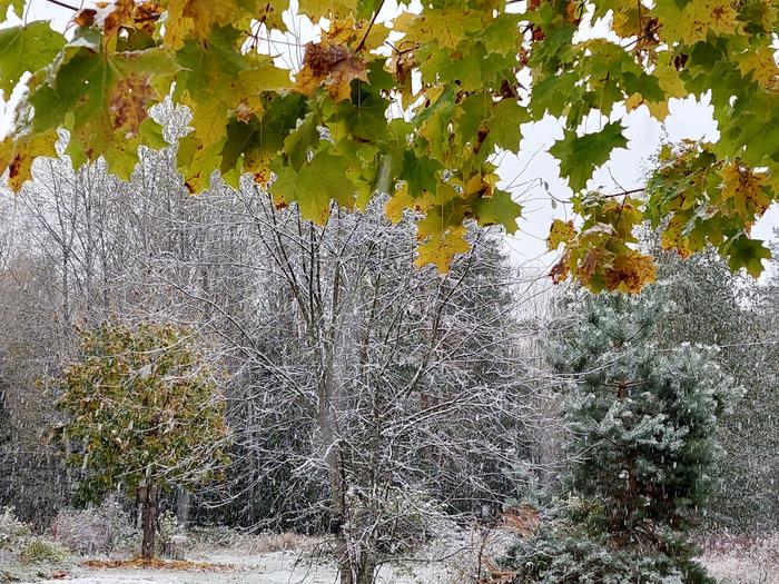 Lokakuinen lumisade Lokakuussa lunta voi jo sadella maan keski- ja eteläosassa asti.