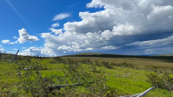 Tuntureiden avoimessa maastossa sade näkyy jo kaukaa.