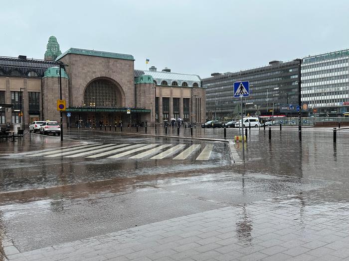 Myös Helsingissä satoi rankasti sunnuntain vastaisena yönä ja sunnuntaina.