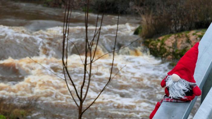 Joulu tulee, vaikka lumet sulaisivatkin.