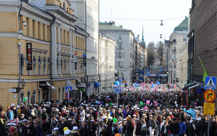Vappu Helsingissä Vappu Helsingissä.